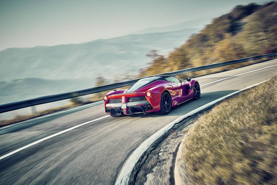  Ferrari LaFerrari Aperta 2016 года  (WW) (фото 19 из 23)